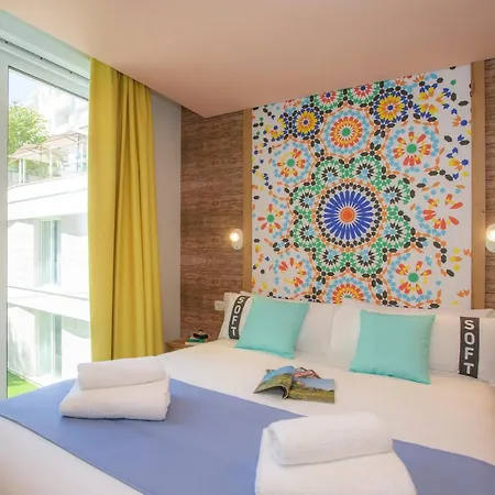 Casual Raizes Отель Порту