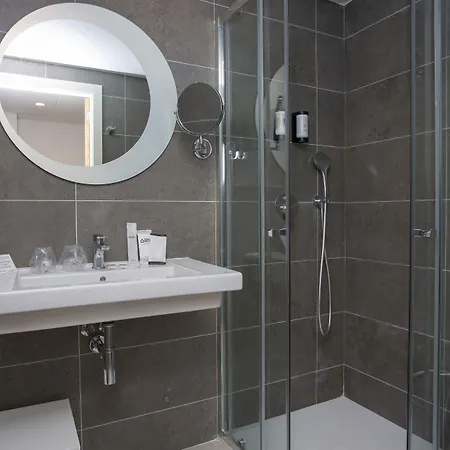 Casual Raizes Порту