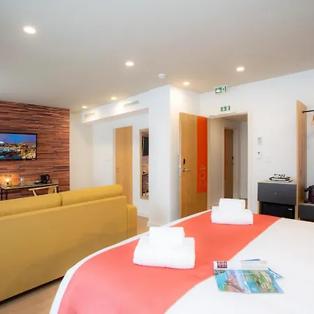 Casual Raizes Πόρτο