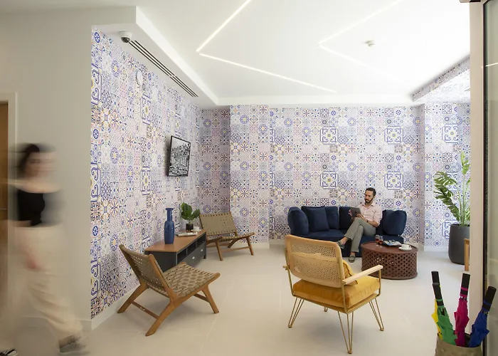 Hotel Casual Raízes