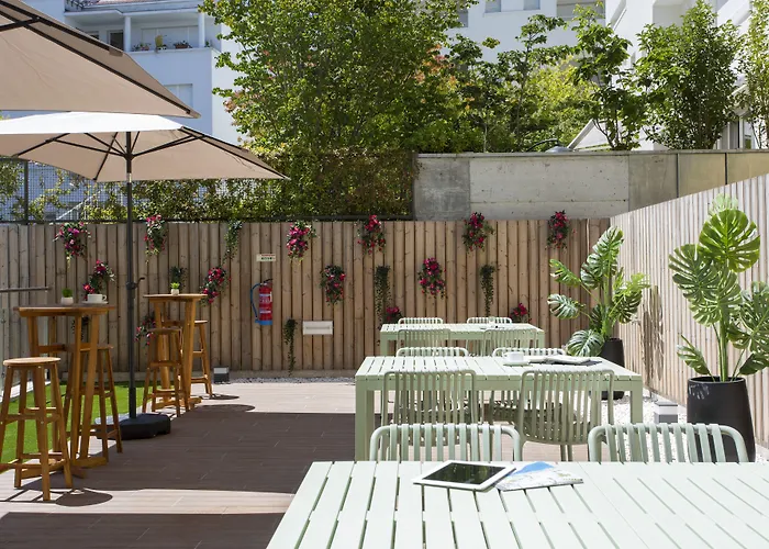 Casual Raizes Порту