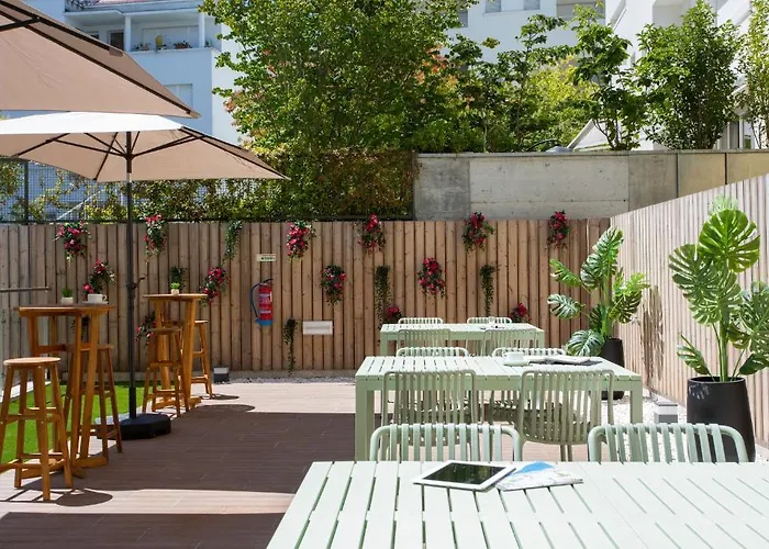 Casual Raizes Порту