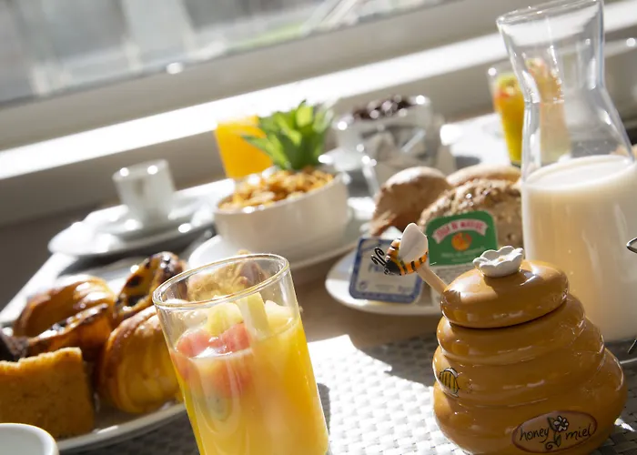 Ξενοδοχείο Casual Raizes 3*